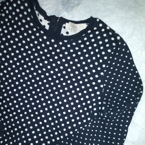 LOFT | Polka Dot Crewneck Back Zip  Sweater Size Small Navy & White - Picture 2 of 10